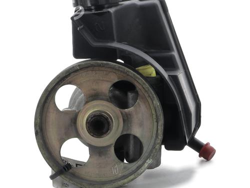 Used Steering pump PEUGEOT 206 Van 1.4 HDi (68 hp) 23556404
