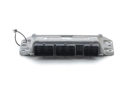 engine-control-unit-ecu-renault-clio-iii-br01-cr01-2005-2006-2007-2008-2009-2010-2011-2012-2013-2014-33159768 main image