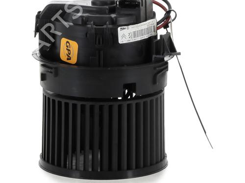 Heater blower motor PEUGEOT 208 I (CA_, CC_) 1.4 HDi | BP24192562M62 