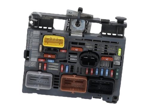 Fuse box CITROËN C4 Picasso I MPV (UD_) 1.6 HDi | BP29381223E1 