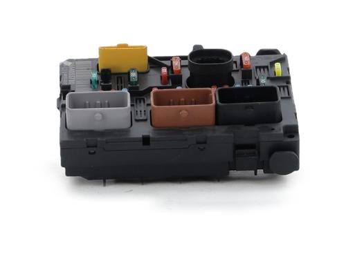 Used Fuse box Fuse box PEUGEOT 207 (WA_, WC_) 1.4 HDi (68 hp) 39461485 39461485