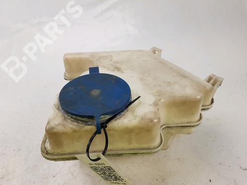 Used Windscreen washer tank MERCEDES-BENZ B-CLASS Sports Tourer (W245) B 180 CDI (245.207) (109 hp) 10863222