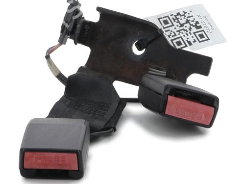 Used Seat buckle RENAULT LAGUNA III (BT0/1) 2.0 dCi (BT07, BT0J, BT14, BT1A, BT1S) (131 hp) 28332623
