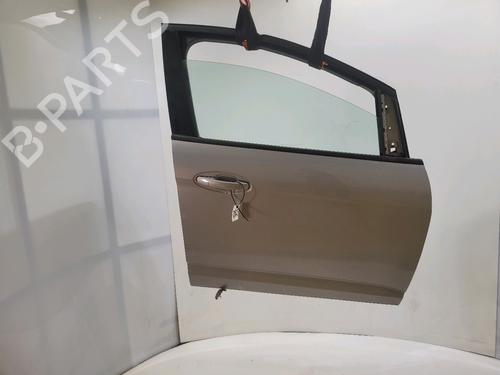 Used Right front door Right front door 39490234 39490234