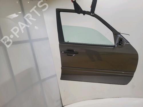 Used Right front door Right front door 39523972 39523972