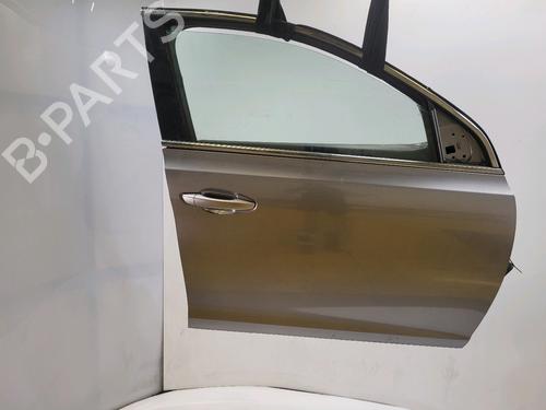 Used Right front door Right front door 39259287 39259287