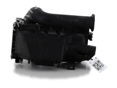 Luftfilter kasse TOYOTA YARIS (_P9_) 1.4 D-4D (NLP90_, NLP90R) (90 hp) 31078749