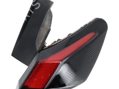 Right taillight PEUGEOT 3008 II SUV (MC_, MR_, MJ_, M4_) 1.2 THP/ PureTech 130 (MRHNSM, MRHNSU, MRHNSJ, MRHNYW,... | BP31079716C35