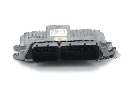 Used Engine control unit (ECU) SUZUKI SWIFT III (MZ, EZ) 1.3 DDiS (RS413D) (75 hp) 32975363