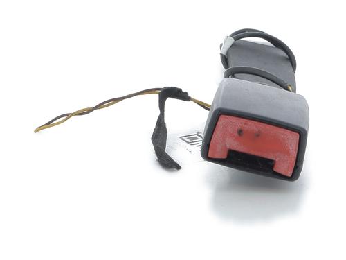 Used Seat buckle VW POLO V (6R1, 6C1) 1.2 TDI (75 hp) 31844937