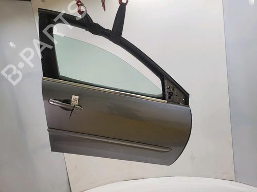 Used Right front door Right front door 39422226 39422226