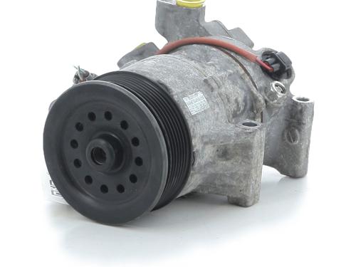 Used AC compressor TOYOTA YARIS (_P9_) 1.4 D-4D (NLP90_, NLP90R) (90 hp) 31606575