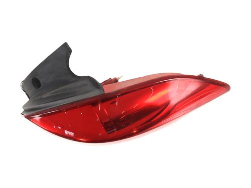 Used Right taillight RENAULT CLIO III Grandtour (KR0/1_) 1.5 dCi (KR0G) (68 hp) 28208111
