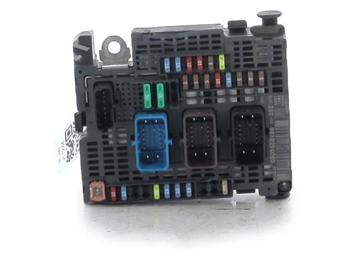 Used Fuse box Fuse box CITROËN C4 II (NC_) 1.6 BlueHDi 120 (120 hp) 33280965 33280965