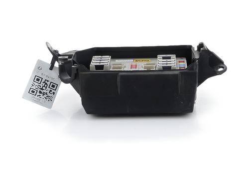 fuse-box-renault-clio-iii-br01-cr01-2005-2006-2007-2008-2009-2010-2011-2012-2013-2014-40034888 main image