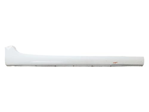Used Right sideskirt Right sideskirt 38496762 38496762