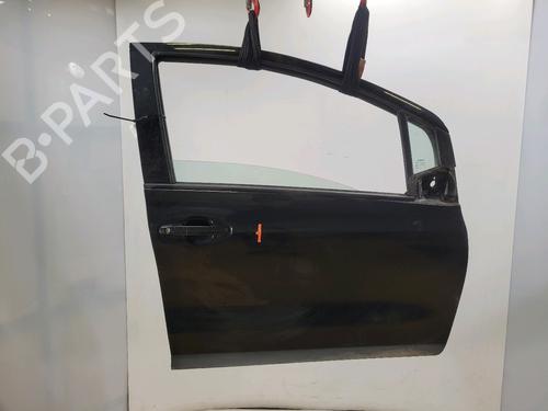right-front-door-toyota-yaris-_p9_-2005-2006-2007-2008-2009-2010-2011-2012-2013-2014-31938213 main image
