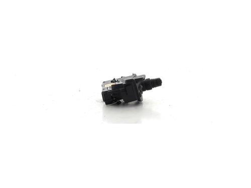 switch-renault-clio-iii-br01-cr01-2005-2006-2007-2008-2009-2010-2011-2012-2013-2014-32131197 main image