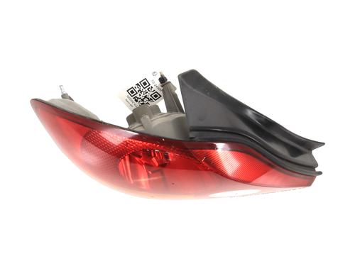 Used Left taillight HYUNDAI COUPE II (GK) [2001-2012]  26877561