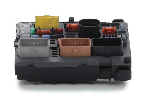 Used Fuse box CITROËN JUMPY II Van 2.0 HDi 125 (128 hp) 30165462