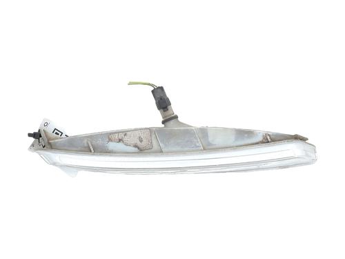 right-daytime-light-peugeot-807-eb_-2002-32077268 main image
