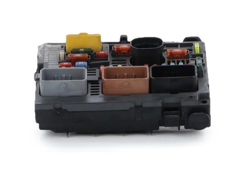 Used Fuse box Fuse box PEUGEOT 3008 I MPV (0U_) 1.6 HDi (109 hp) 40212050 40212050