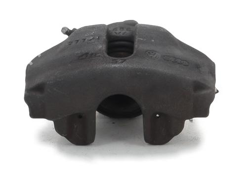 Venstre bremsekaliber foran AUDI A6 C5 Avant (4B5, 4B6) 2.5 TDI quattro | BP30827084M105