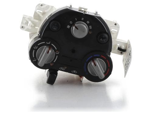 Used Climate control NISSAN MICRA IV (K13K, K13KK) 1.2 (80 hp) 30379580