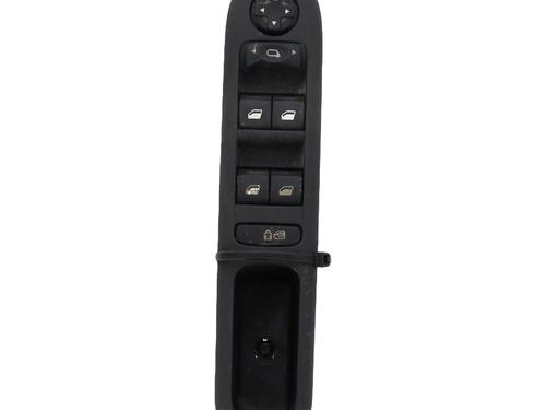 Used Left front window switch Left front window switch PEUGEOT 5008 (0U_, 0E_) 1.6 HDi (112 hp) 33646374 33646374
