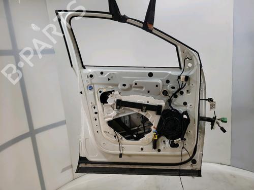 Left front door PEUGEOT 3008 II SUV (MC_, MR_, MJ_, M4_) 1.2 THP/ PureTech 130 (MRHNSM, MRHNSU, MRHNSJ, MRHNYW,... | BP29623863C2 