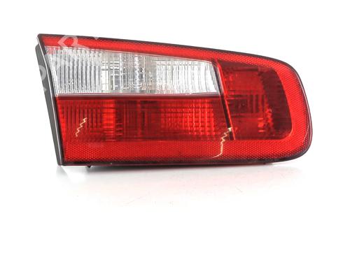 Used Left tailgate light RENAULT LAGUNA II (BG0/1_) 1.6 16V (BG0A, BG0L) (107 hp) 31079424
