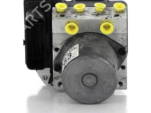 Used ABS pump KIA SOUL II (PS) 1.6 CRDi 128 (126 hp) 29144936