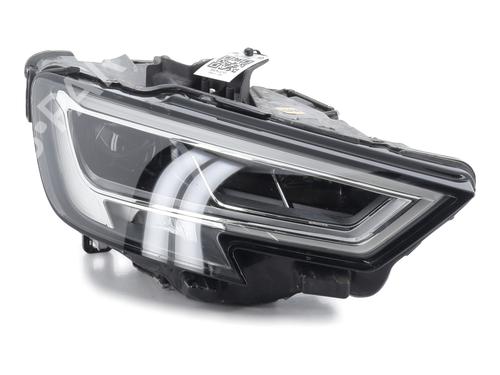 Used Right headlight AUDI A3 Sportback (8VA, 8VF) 35 TDI (150 hp) 31985655
