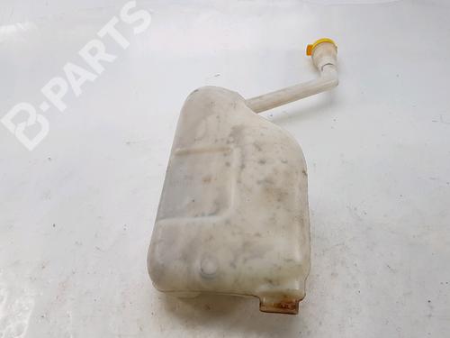 Used Windscreen washer tank Windscreen washer tank RENAULT MEGANE III Hatchback (BZ0/1_, B3_) 1.5 dCi (106 hp) 10438481 10438481