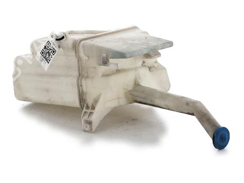 Used Windscreen washer tank TOYOTA COROLLA (_E12_) 2.0 D-4D (CDE120R, CDE120L_) (116 hp) 31797407