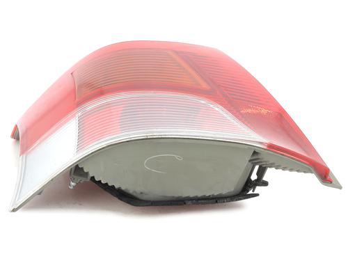 Used Left taillight TOYOTA YARIS (_P9_) 1.0 VVT-i (KSP90_, KSP90R) (69 hp) 28364647