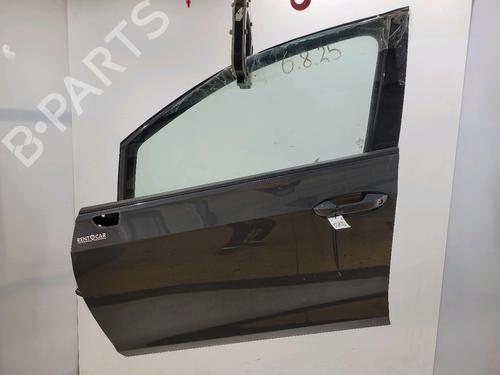 Used Left front door VW GOLF VIII (CD1, DA1) 2.0 TDI (116 hp) 31058109