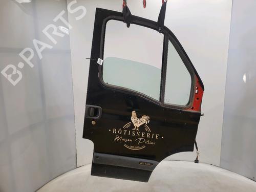 Used Right front door RENAULT MASTER II Platform/Chassis (ED/HD/UD) 3.0 dCi 140 (ED0S, UD0S, HD0S) (136 hp) 29197555