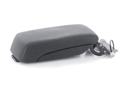 Used Armrest / Center console Armrest / Center console IVECO DAILY VI Van 55S18, 55C18, 70S18, 70C18 (175 hp) 40003644 40003644