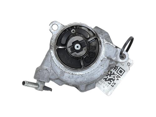 Used Vacuum pump TOYOTA YARIS (_P13_) [2010-2020]  25151167