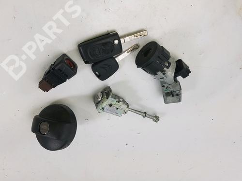 Used Ignition barrel Ignition barrel CITROËN C3 II (SC_) 1.4 HDi 70 (SC8HZC, SC8HR0, SC8HP4) (68 hp) 11121604 11121604
