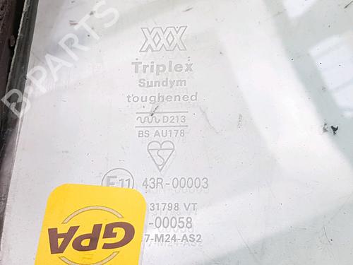 Rear left quarter glass JAGUAR VANDEN PLAS Saloon 4.0 | BP29144417C93 