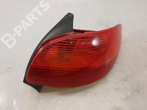 Used Right taillight Right taillight PEUGEOT 206 Hatchback (2A/C) 1.1 i (60 hp) 10934708 10934708