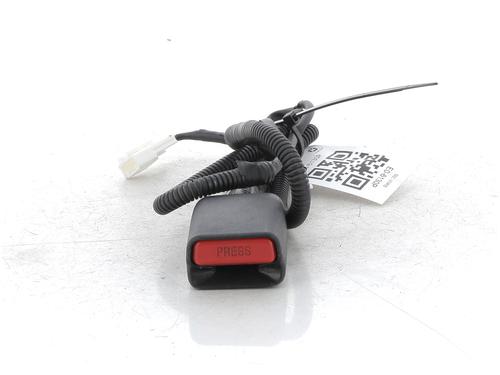 Used Seat buckle TOYOTA YARIS (_P13_) 1.0 (KSP130_, KSP130) (69 hp) 27917390