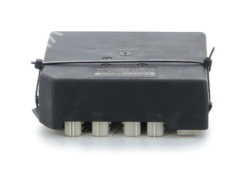 fuse-box-renault-megane-iii-hatchback-bz01_-b3_-2008-33332652 main image