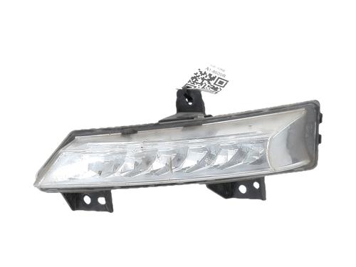 Used Left daytime light Left daytime light 37457464 37457464