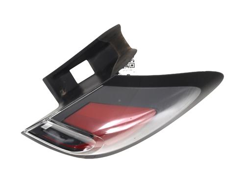 Used Right taillight FORD PUMA (J2K, CF7) 1.0 EcoBoost (125 hp) 29381357