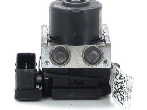 Módulo de ABS FORD FIESTA V (JH_, JD_) 1.4 TDCi (68 hp) 33009718