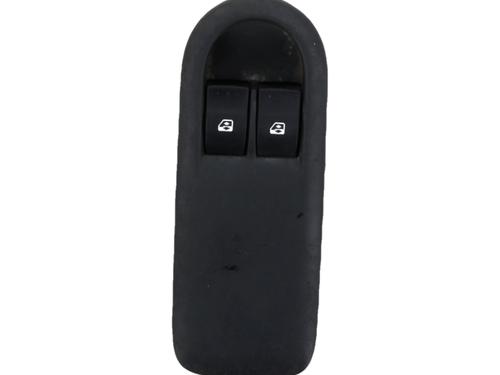 Used Left front window switch RENAULT MEGANE II (BM0/1_, CM0/1_) 1.5 dCi (BM02, BM13, BM2A, CM02, CM13) (101 hp) 29874785