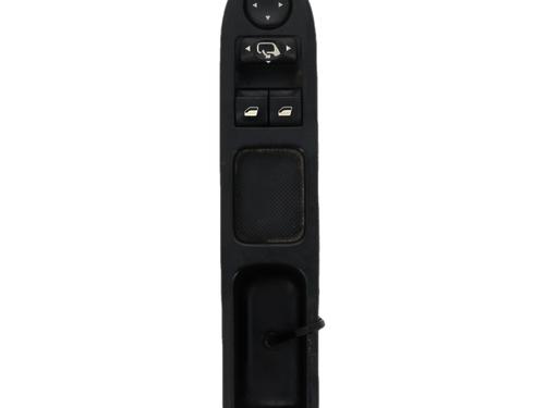Used Left front window switch Left front window switch PEUGEOT 307 (3A/C) 1.6 16V (109 hp) 39736418 39736418